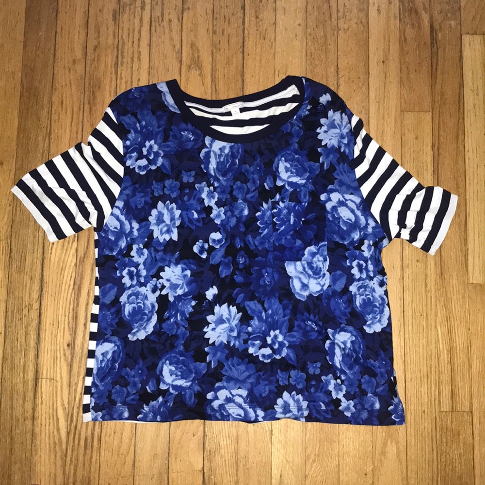 NWOT gap shirt